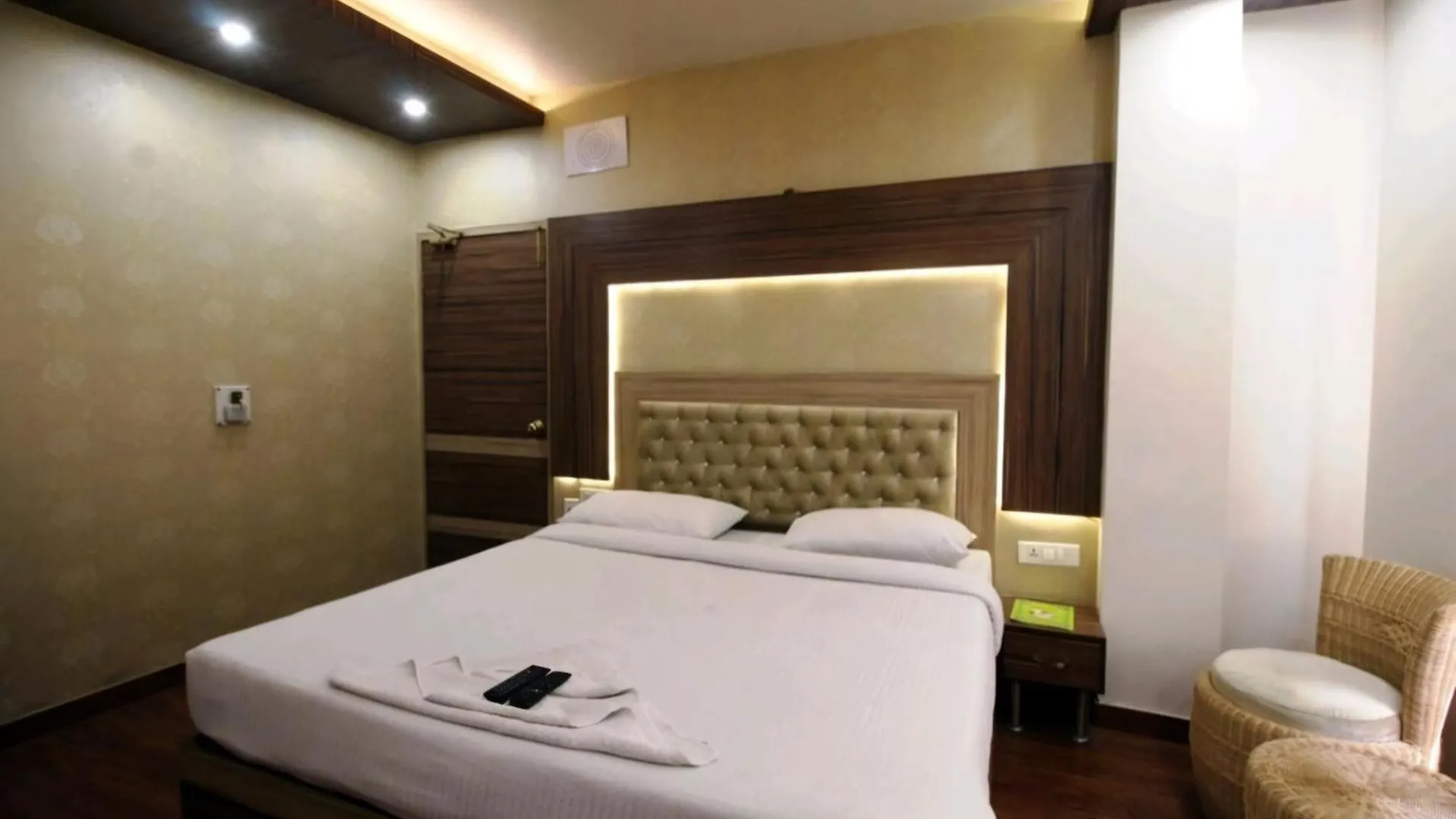 Hotel Classic Delhi  2*, Delhi (National Capital Territory of India)